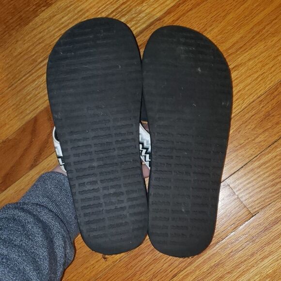 Yellow Box Sandals - Picture 5 of 6